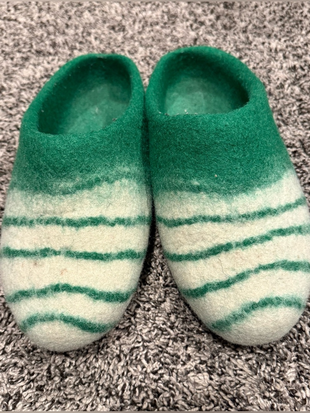 Tumar Green Felted Wool Slippers - Women’s Size 39